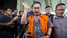 Tersangka Suap Raja Bonaran Senang Kasusnya Siap Disidang