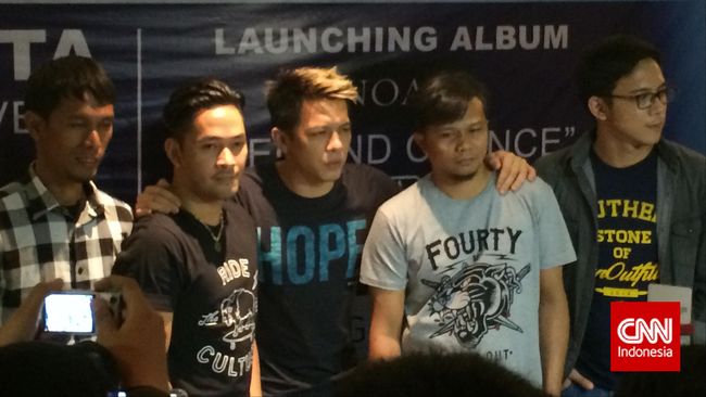 Meskipun baru ditinggal satu personelnya, Noah akan terus melanjutkan karier mereka di blantika musik Indonesia. Mereka punya segudang rencana di 2015.