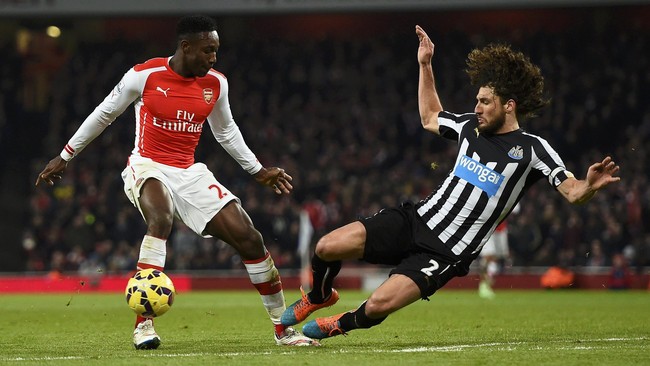 Bek tengah sekaligus kapten Newcastle United, Fabricio Coloccini, dikabarkan telah berbicara dengan pemilik Newcastle United, Mike Ashley untuk jadi manajer.