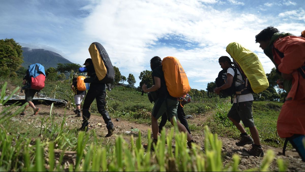 4 Pendaki Tersesat di Gunung Batukaru Bali, Tim SAR Lakukan Pencarian