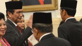 Akbar Faizal, Luhut, dan Lulusan Harvard di Sekitar Jokowi