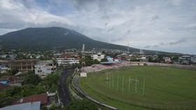 Penutupan Dua Bandara Akibat Gamalama dan Raung Berlanjut