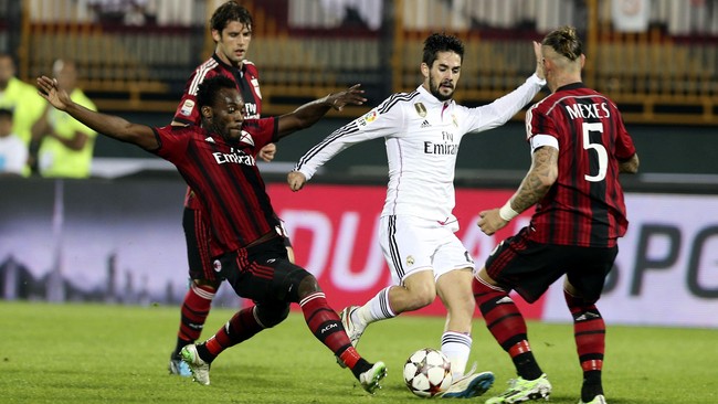 Di tengah kabar para pemain asing akan meninggalkan Liga Yunani jika negara tersebut beralih ke mata uang euro, Michael Essien pindah ke Panathinaikos.