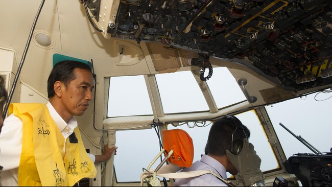 Kasal Laksamana Madya TNI Ade Supandi menyatakan pihaknya akan mengupayakan penemuan dan pengapungan badan pesawat AirAsia QZ8501.