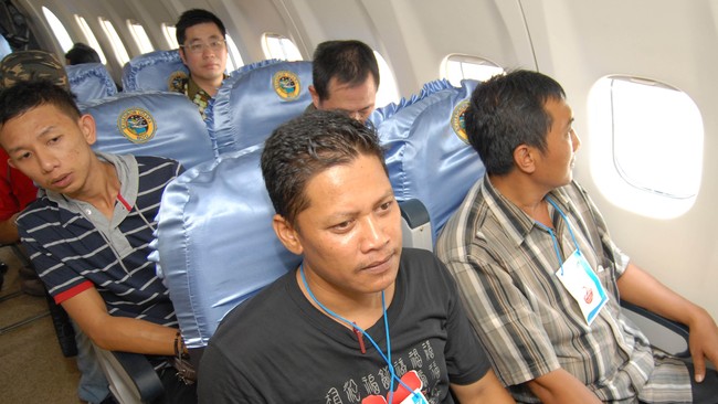 Jumlah santunan kecelakaan pesawat udara ini diatur dalam Permenhub nomor 77 tahun 2011. AirAsia menyatakan akan mematuhi aturan ini.
