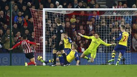Southampton Taklukkan Arsenal 2-0
