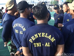 Cek Bendungan Sungai Bawah Tanah Gunungkidul, Penyelam TNI AL Diterjunkan
