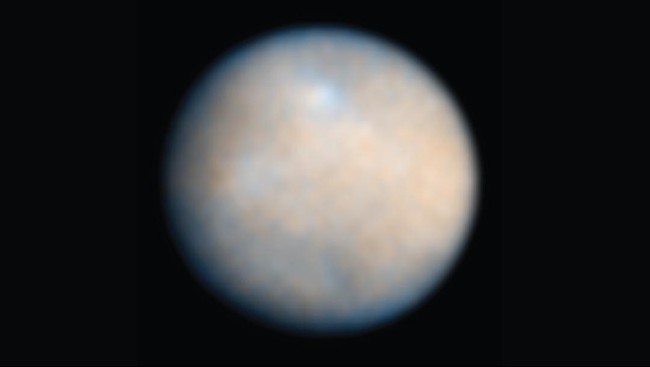Pesawat nirawak Dawn milik NASA dilaporkan sudah mendekati asteroid Ceres yang sering disebut sebagai 'planet kerdil' antara Mars dan Jupiter.