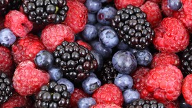 10 Makanan dan Minuman Terbaik buat Usia 50-an, Tubuh Sehat Bugar!