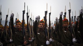 Kapal Nelayan Pakistan Meledak di India