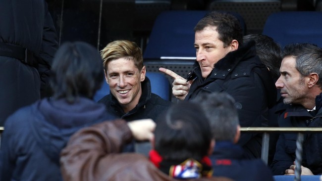Fernando Torres belum bisa bertanding di lapangan bersama Atletico Madrid. Ia hanya menyaksikan timnya menang atas Levante dari bangku penonton.
