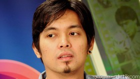Repotnya Donnie ADA Band Penuhi Ngidam Istri