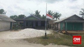 Bendera Setengah Tiang Berkibar di Kotawaringin Barat