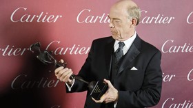 J.K. Simmons Tak Terbebani Karakter Komisaris Gordon