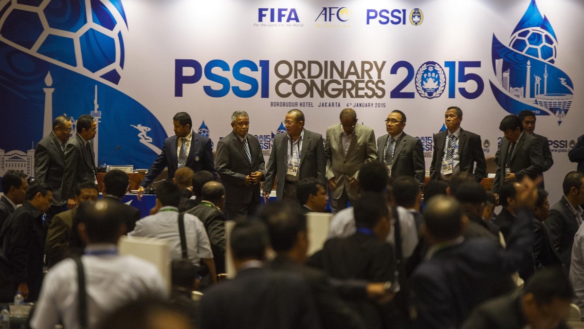 Kisruh Sepak Bola Nasional 2015 Dalam Bidikan Kamera
