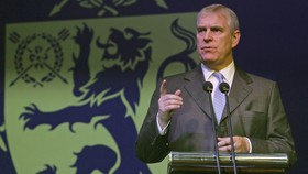 Buckingham: Andrew tak Berhubungan Seks Dengan Remaja
