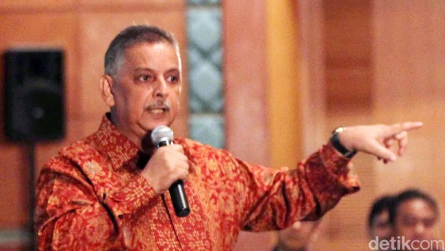 Demi merealisasikan pembangkit listrik berkapasitas total 10 ribu megawatt PLN butuh dana sekitar Rp 120 triliun. PLN baru mengantongi Rp 50 triliun.