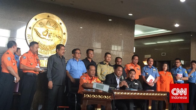 Menteri Perhubungan yang dijadwalkan mengikuti rapat dengar pendapat dengan Komisi Perhubungan DPR tak hadir karena terbang ke Pangkalan Bun, Kalimantan.