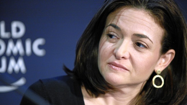 Sheryl Sandberg mengutarakan misi pribadinya untuk mengajak lebih banyak perempuan di negara-negara berkembang agar terhubung dengan internet.