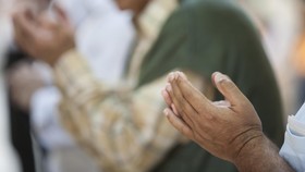 Pesantren di Inggris Larang Murid Bergaul dengan Orang Luar