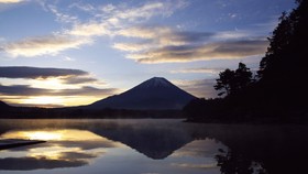 Gunung Fuji Dipasang Wifi, Turis Bisa Cepat Kirim Foto Selfie