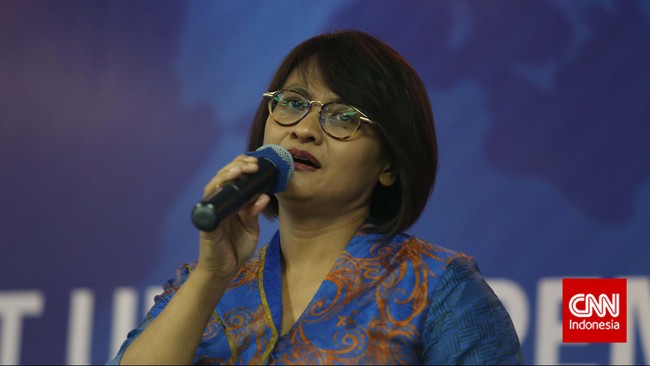 Kerugian tersebut terjadi karena pendapatan menurun, sedangkan beban menanjak, dan ditambah dengan adanya rugi selisih kurs.