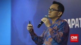 Hasnul Suhaimi Siapkan Dian Siswarini jadi CEO XL