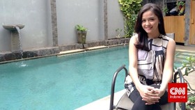 Revalina S. Temat di antara Kecemasan dan Kesibukan