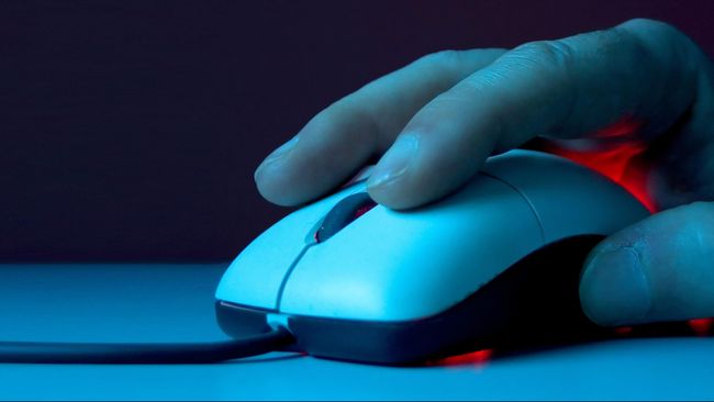 Cara Manfaatkan Ponsel jadi Mouse Komputer Pemilik ponsel cukup mengunduh aplikasi Remote Mouse di App Store atau Play Store.