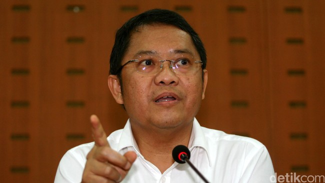 Saat ini pemerintah sedang membuat "daftar putih" yang mendata situs web dan konten positif di Internet yang aman dikonsumsi untuk dunia pendidikan.