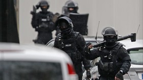 Polisi Temukan Bom di Paris, Diduga terkait Terorisme