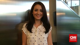 Si Cokelat yang Membuat Julie Estelle Terpincut