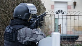 Saksi Mata Mengisahkan Kengerian Penembakan di Paris