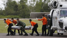 Operasi Pencarian AirAsia Habiskan 2,5 Juta Liter BBM