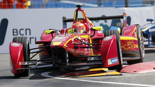 Meski mendapatkan cibiran dari juara dunia Formula 1 empat kali, Sebastian Vettel, balapan Formula E akan tetap berjalan dan berkembang.