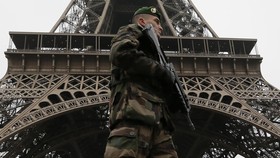 Pasukan Perancis Tewaskan Dua Pentolan Al-Qaeda di Afrika