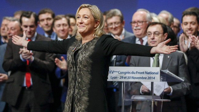 Kandidat presiden ekstrem kanan Perancis, Marine Le Pen, meyakinkan franc tidak akan kehilangan nilai tukar jika negaranya meninggalkan Eropa.