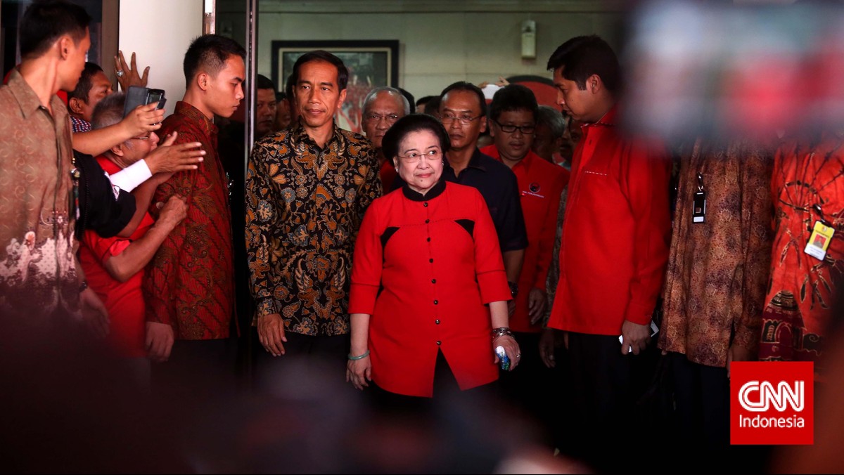 Di Seputar Ulang Tahun Partai Banteng