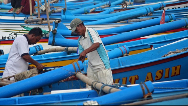 Pemancar Vessel monitoring system (VMS) yang diandalkan pemerintah untuk mengawasi pergerakan kapal di Indonesia belum berfungsi efektif.