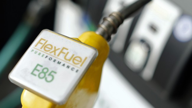 Dana subsidi biodiesel mengalami pembengkakkan karena BPDP juga menanggung pembayaran biodiesel untuk pembangkit listrik PT PLN (Persero).