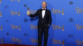 Sang Anak Buat Michael Keaton Menangis di Panggung Globe