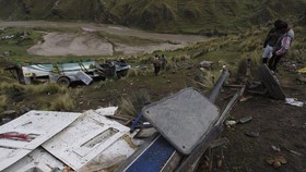Bus Tergelincir ke Ngarai India, 16 Peziarah Tewas