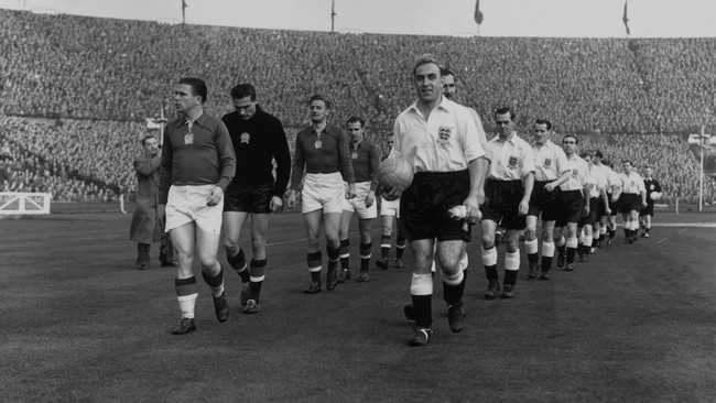 Tim nasional legendaris Hungaria yang dikenal dengan Magical Magyar kehilangan anggota terakhirnya yang masih hidup, yaitu Jeno Buzanszky.