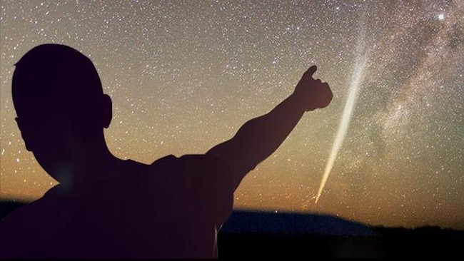 Ilmuwan mengkhawatirkan Centaur, komet berdiameter 100 kilometer yang bisa saja menabrak Bumi.