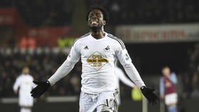 ManCity Diklaim Sia-sia Beli Wilfried Bony