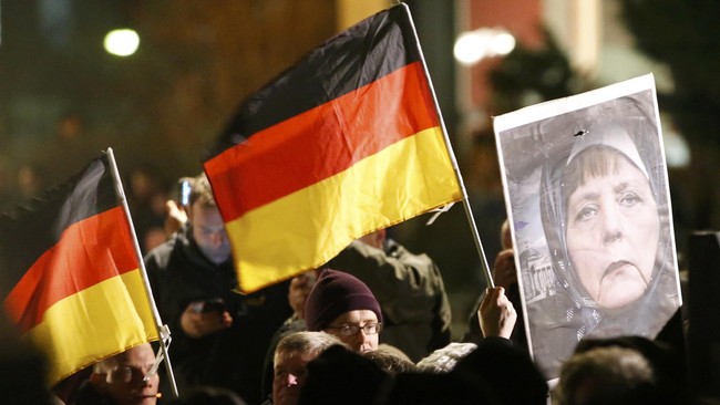 Kanselir Jerman Angela Merkel menegaskan pemerintah akan berusaha keras memerangi intoleransi dan diskriminasi yang diperlihatkan kelompok PEGIDA.