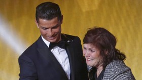Ibu Ronaldo Salah Sebut Juventus Lolos dari Degradasi