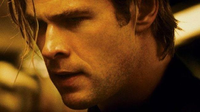 Blackhat adalah impian Michael Mann. Sejak lama, sang sutradara ingin menyuguhkan film yang memadukan kecanggihan digital dan eksotika Asia.
