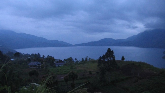 Sekelompok peneliti dari Indonesia dan AS akan melakukan penelitian pada danau Towuti di Sulawesi Selatan guna mengungkap kondisi iklim pada zaman purba.
