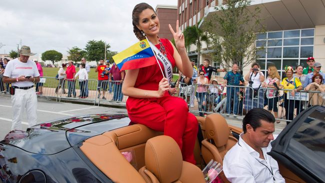 Gabriela Isler akan melepas masa ‘kepemimpinannya’ sebagai Miss Universe 2013. Ia akan menyerahkan mahkotanya kepada Miss Universe 2014 terpilih.